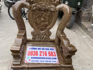 Bộ Minh quốc Nghê Phượng chất liệu gỗ Mun đuôi công 11