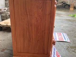 Kệ để TiVi Cột Nho Con Sóc Gỗ Hương 17