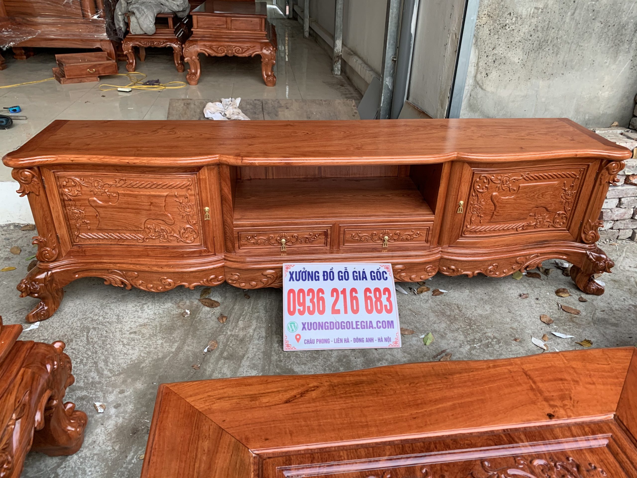 Kệ Louis Hoàng Gia gỗ Hương đá 16