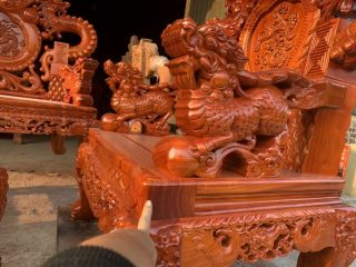 Bộ Nghê Phong Thủy gỗ Hương đỏ 13