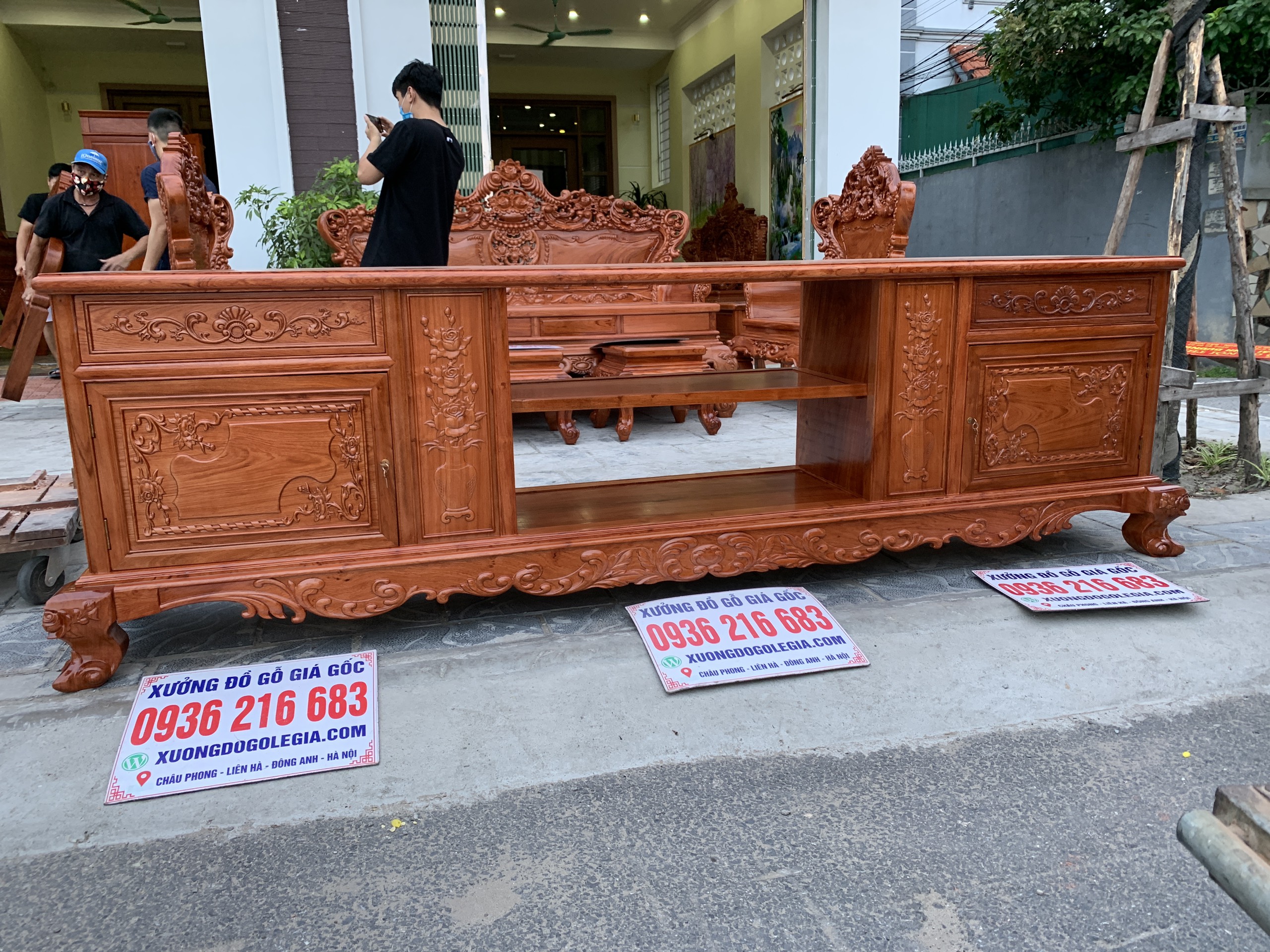 Kệ hoàng Gia để tivi gỗ Hương đá ( A Trọng Lào Cai) 10