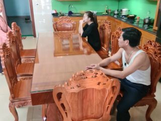 Bàn ăn Nguyên Khối 8 ghế Louis Hoàng Gia Gỗ Gõ đỏ Bàn ăn Nguyên Khối 8 ghế Louis Hoàng Gia Gỗ Gõ đỏ 4