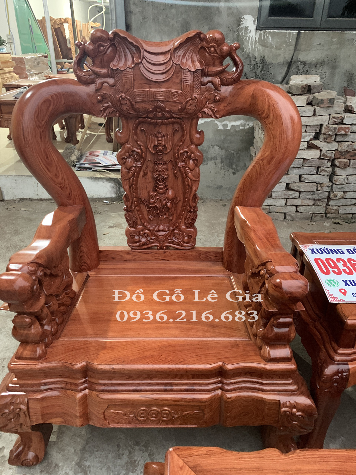 Bộ Minh Quốc Voi Chiến Tay Cột 12 Gỗ Hương Đá 10