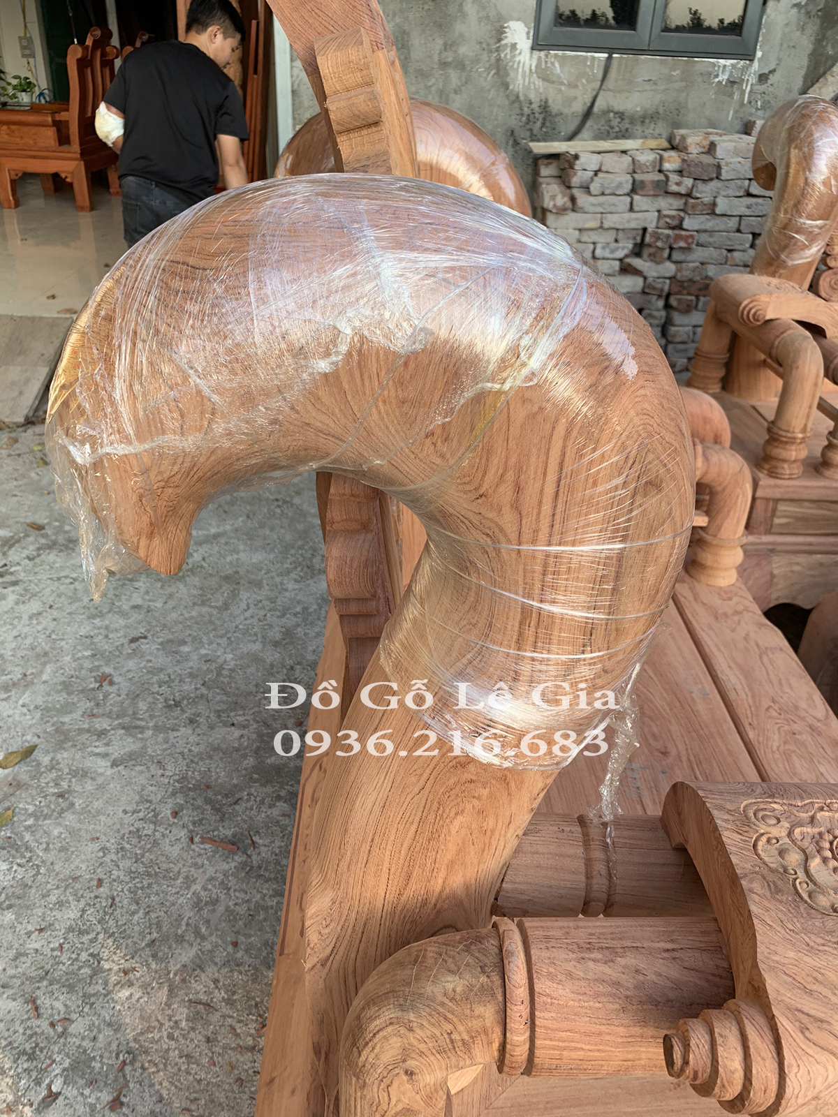 Bộ Tần Thủy Hoàng tay cột 16 gỗ Hương ( A Trưởng - Hải Dương) Bộ Tần Thủy Hoàng tay cột 16 gỗ Hương ( A Trưởng - Hải Dương) 16