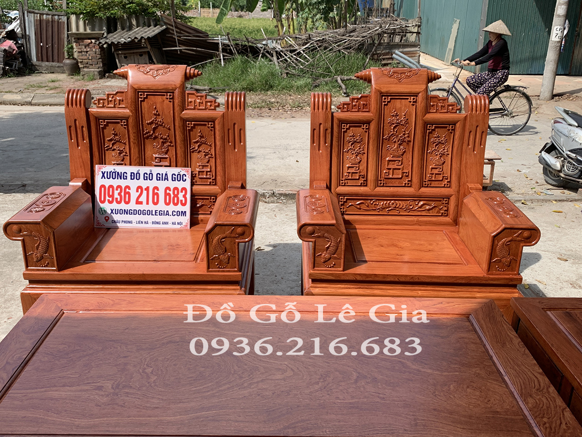 Bộ Âu Á Chương Cuốn Thư Gỗ Hương 11