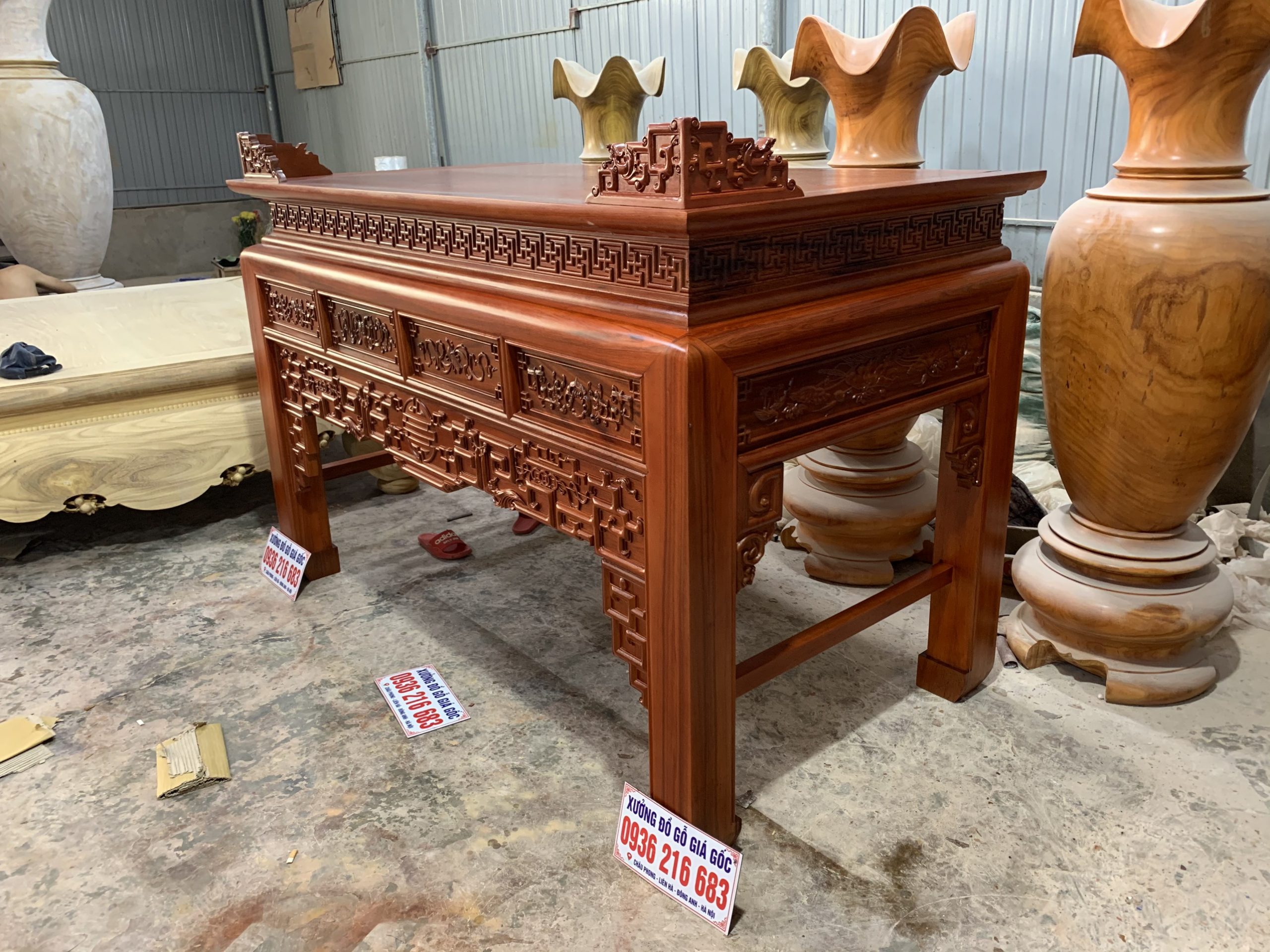 Án gian thờ chân dày 12 gỗ Gụ Án gian thờ chân dày 12 gỗ Gụ 13