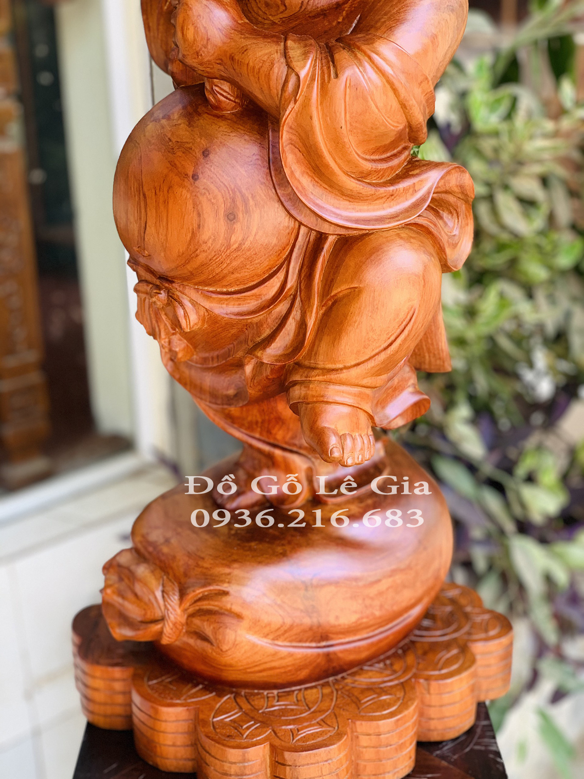 Tượng Di Lặc Vác Đào 9