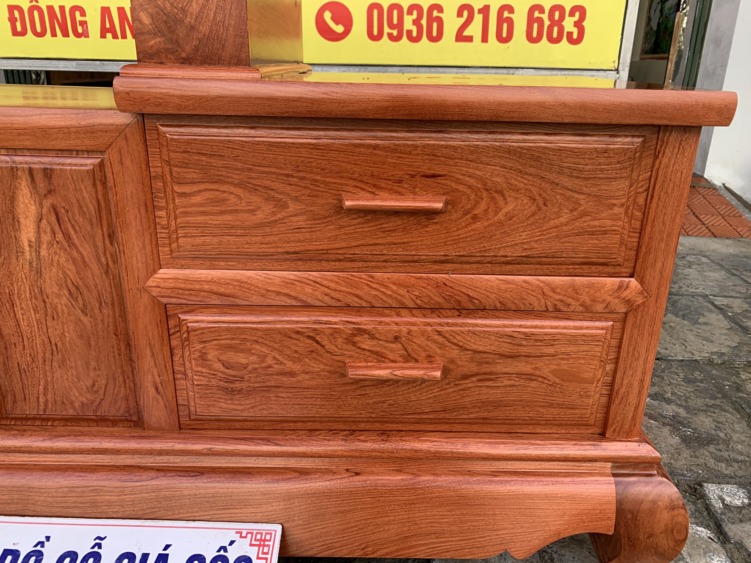 Kệ tivi Sofa dài 2m4 gỗ Hương đá 12