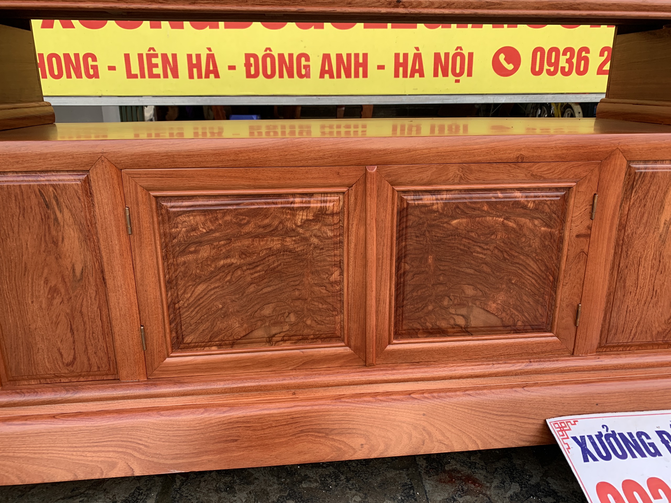 Kệ tivi Sofa dài 2m4 gỗ Hương đá 11