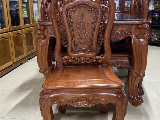 Bộ Bàn Ăn Louis Hoa Hồng 8 ghế ( A Hải - Nghệ An) Bộ Bàn Ăn Louis Hoa Hồng 8 ghế ( A Hải - Nghệ An) 10