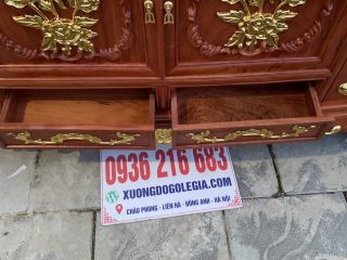 Kệ TiVi dát vàng mẫu Hoa Hồng gỗ Hương (A Mạnh - Lào Cai) Kệ TiVi dát vàng mẫu Hoa Hồng gỗ Hương (A Mạnh - Lào Cai) 15