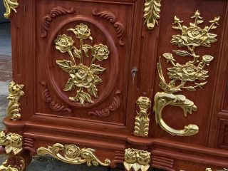 Kệ TiVi dát vàng mẫu Hoa Hồng gỗ Hương (A Mạnh - Lào Cai) Kệ TiVi dát vàng mẫu Hoa Hồng gỗ Hương (A Mạnh - Lào Cai) 13
