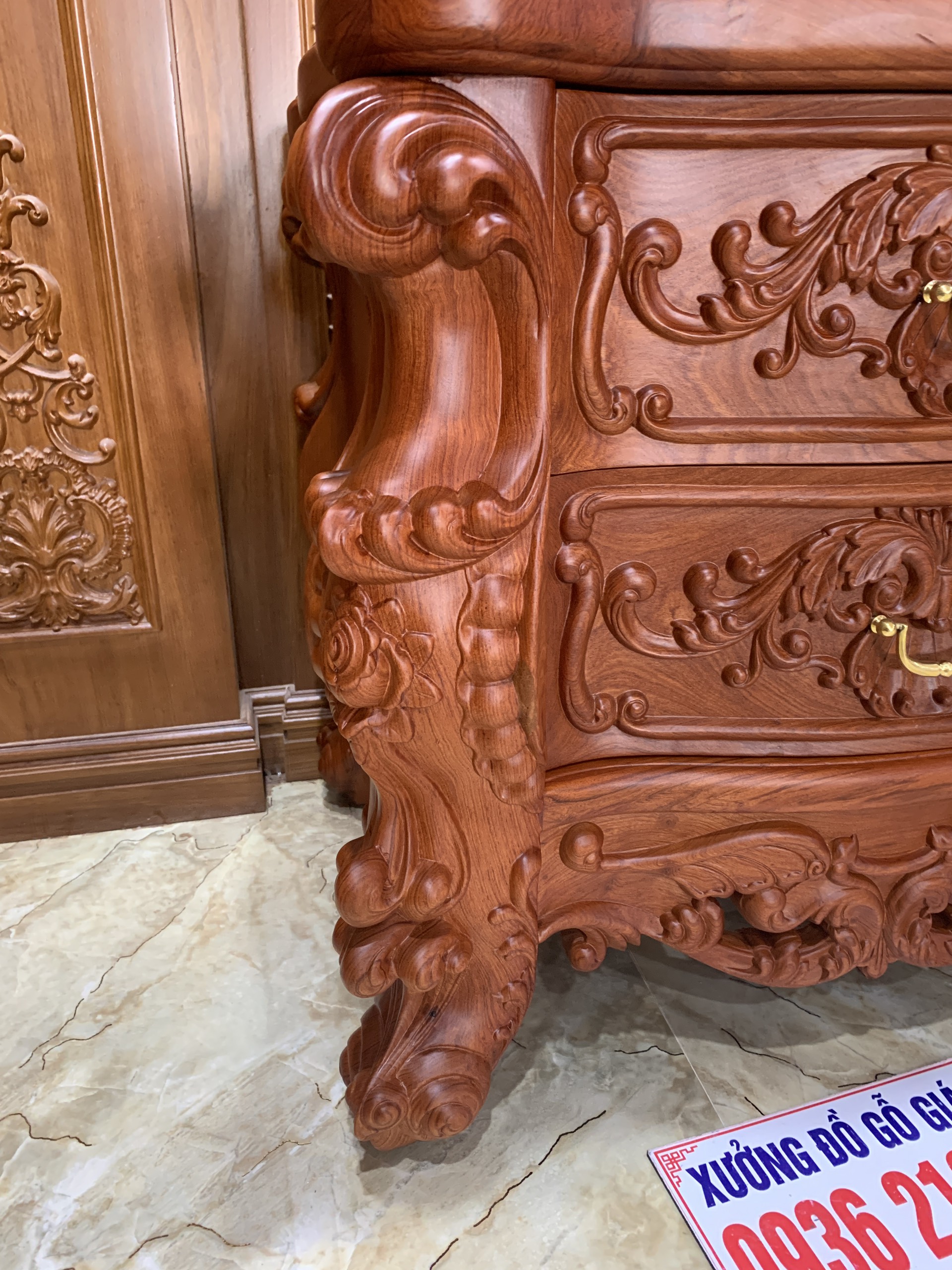 Kệ Louis Hoàng Gia Nguyên Khối Gỗ Hương (A Trường - Thanh Hóa) Kệ Louis Hoàng Gia Nguyên Khối Gỗ Hương (A Trường - Thanh Hóa) 20