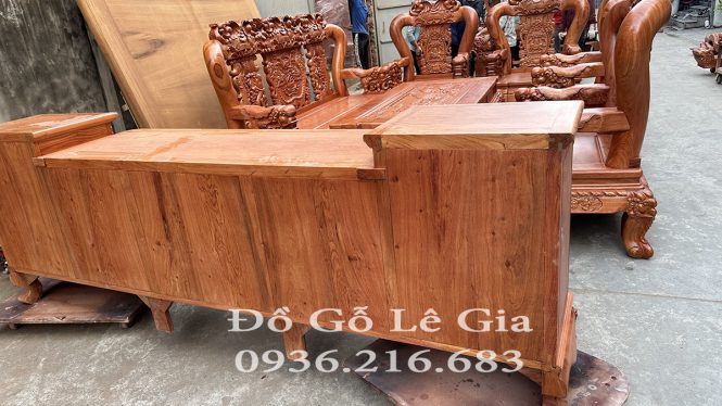 Kệ TiVi Cột Nho gỗ Hương 23