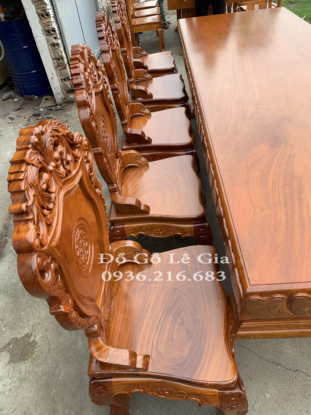 Bộ bàn ăn nguyên khối 10 nghế Louis 280cmx1m gỗ Gõ (A Hiếu - Hải Phòng) Bộ bàn ăn nguyên khối 10 nghế Louis 280cmx1m gỗ Gõ (A Hiếu - Hải Phòng) 27